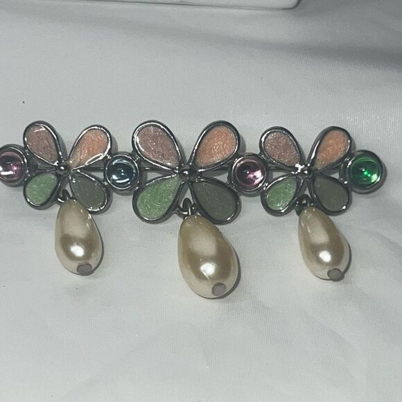 Vintage Enamel Flower and Faux Pearl Bar Pin - Picture 1 of 8